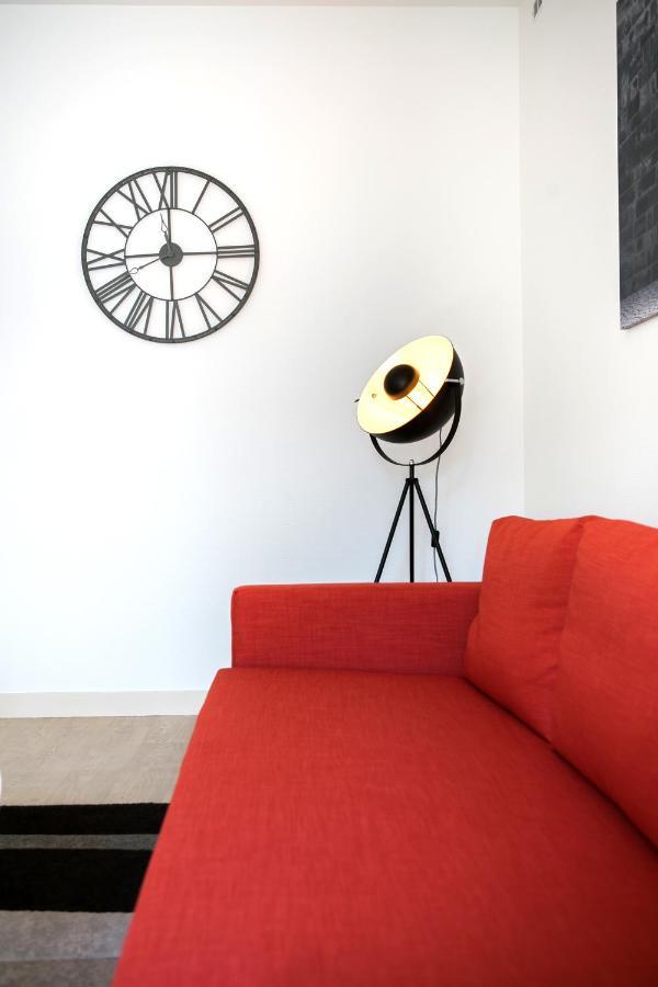 Appartement Avec Terrasse Perigueux Luaran gambar
