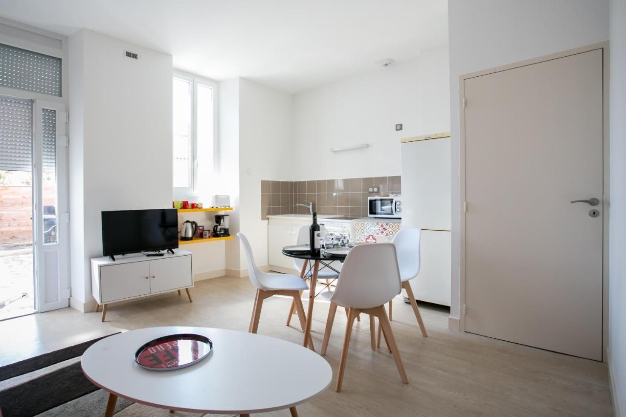 Appartement Avec Terrasse Perigueux Luaran gambar